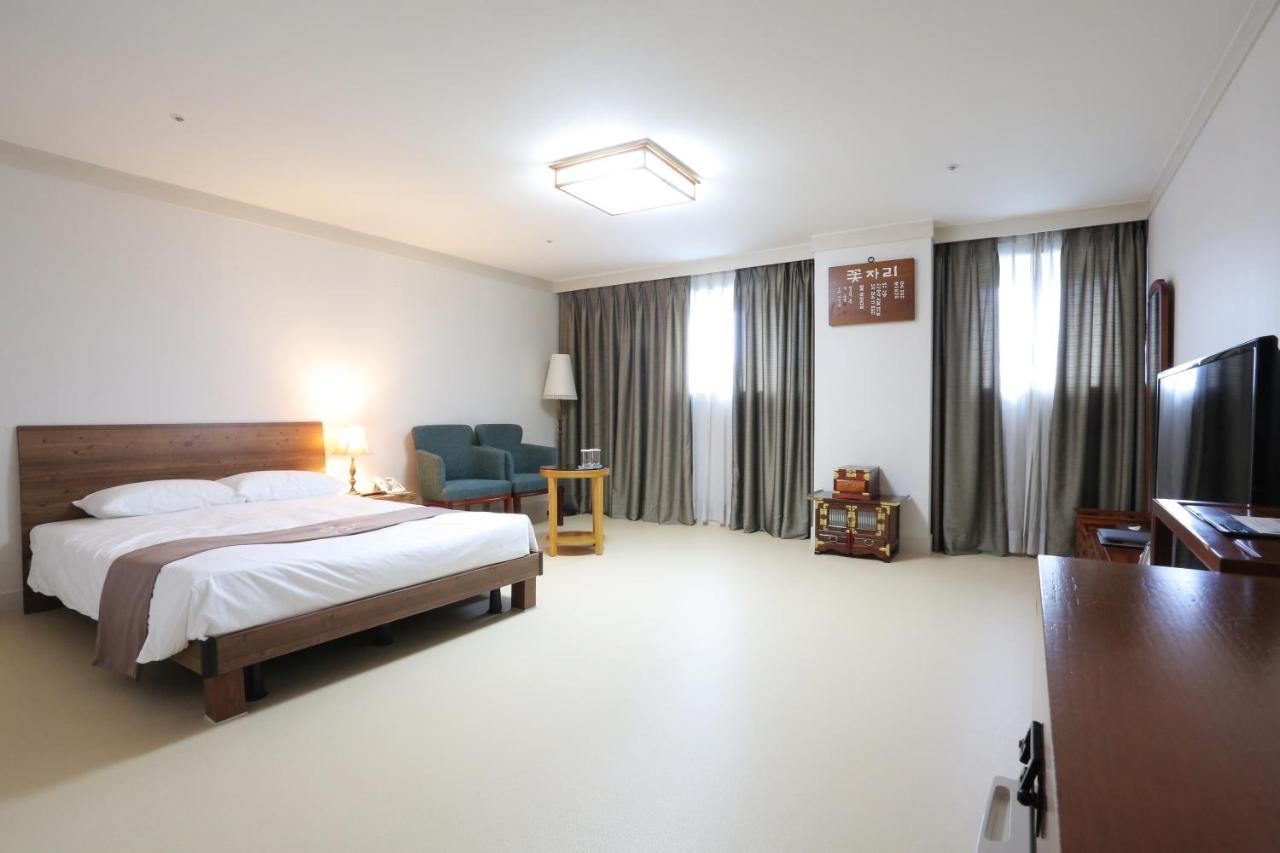 Daegu Aw Hotel Esterno foto